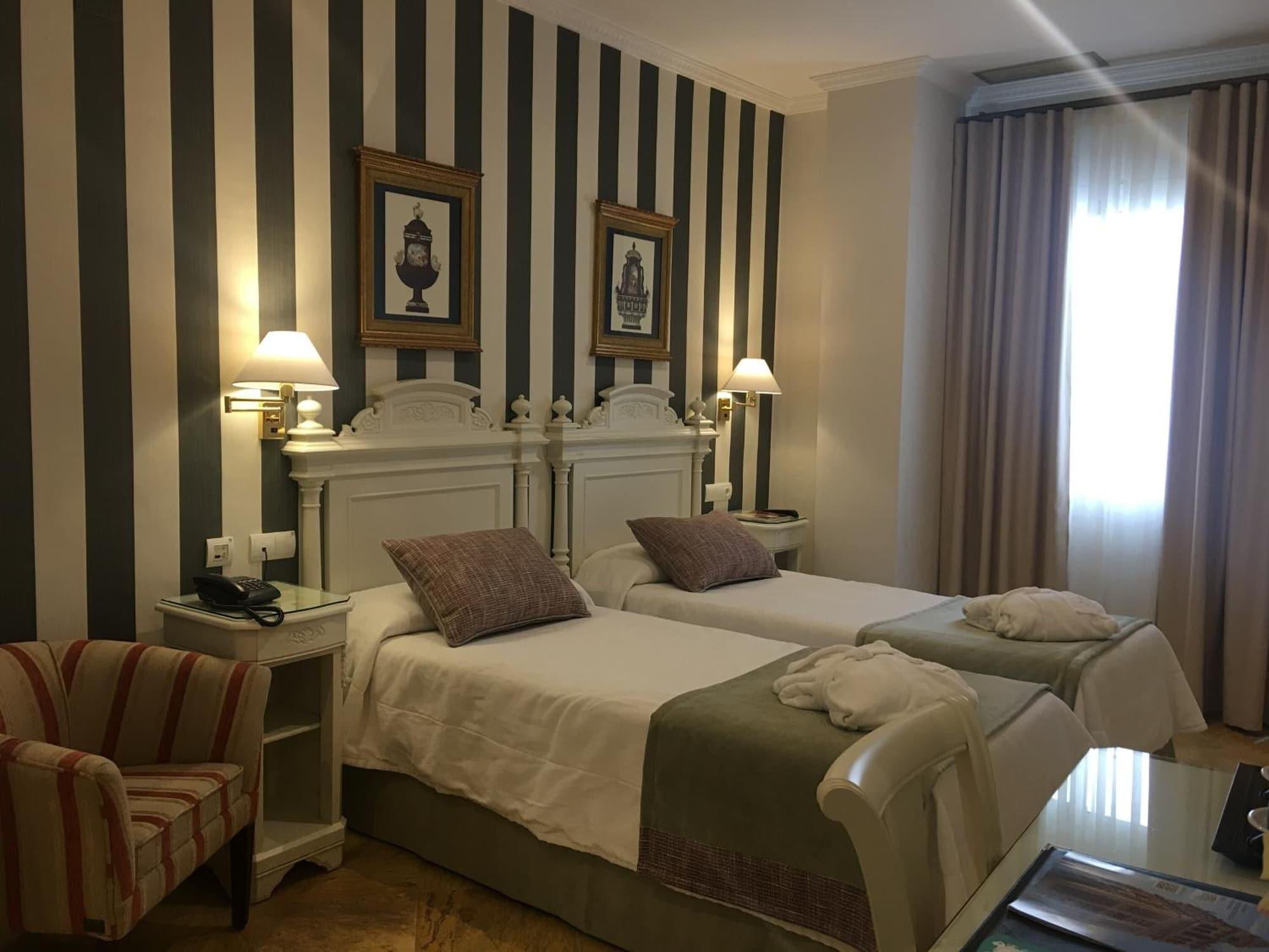 Adriano Boutique 3*
