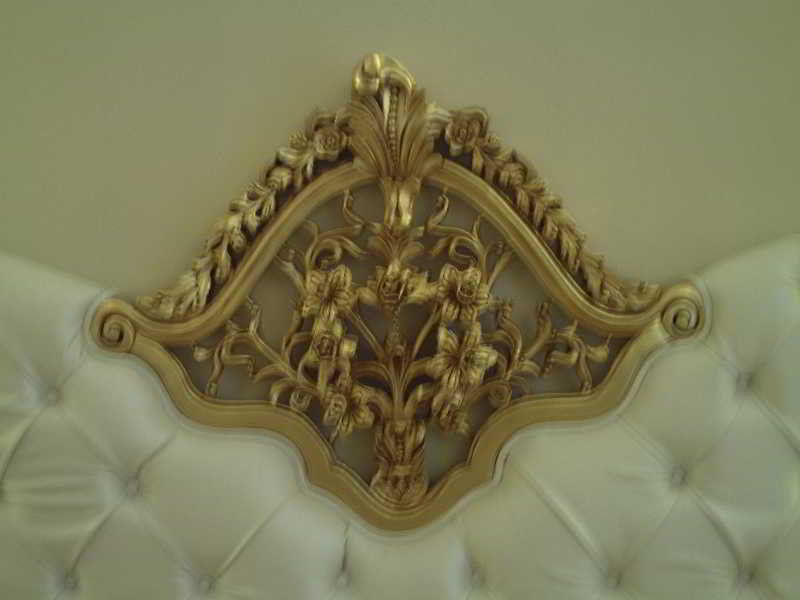 Adriano Boutique Hotel 3*